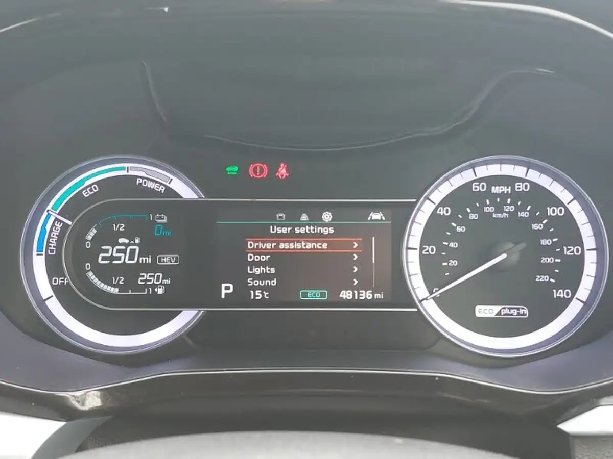 2021-kia-niro-16-gdi-phev-2-big-16