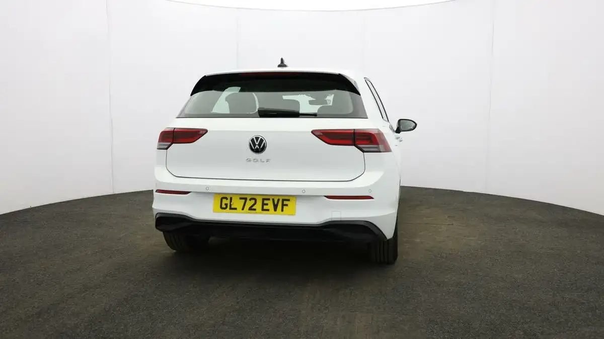 2022-volkswagen-golf-15-tsi-life-150ps-hatchback-big-5