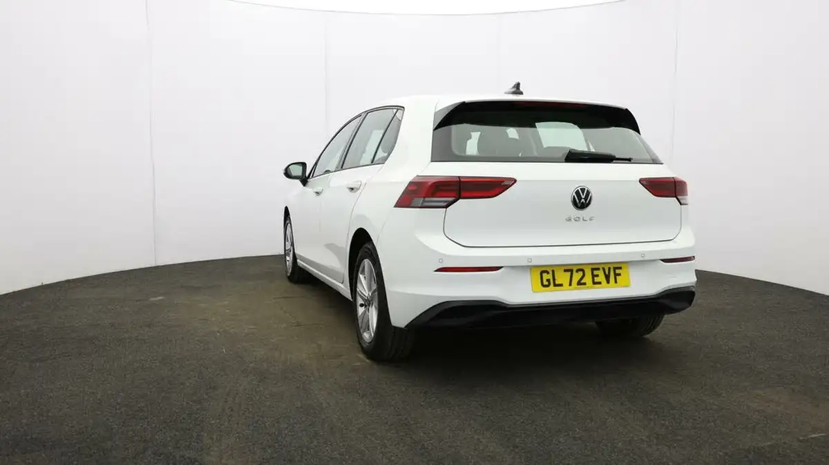 2022-volkswagen-golf-15-tsi-life-150ps-hatchback-big-22