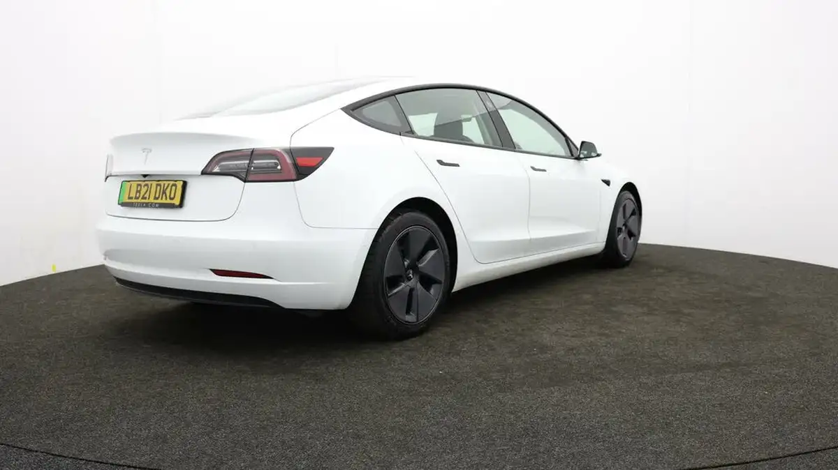 2021-tesla-model-3-e-standard-plus-big-78
