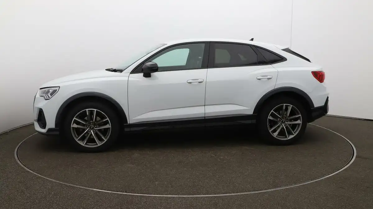 2022-audi-q3-15-35-tfsi-black-edition-cod-sportback-s-tronic-big-57