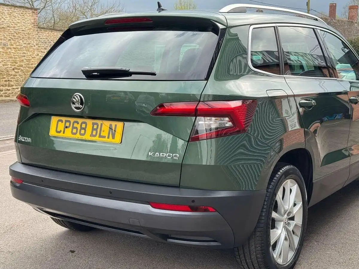 2018-skoda-karoq-16tdi-se-l-scr-1596cc-dsg-big-64