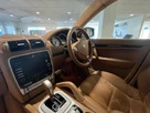 2008-porsche-cayenne-48-turbo-s-small-37