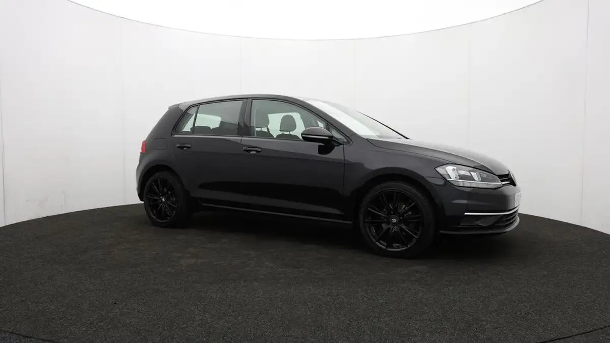 2018-volkswagen-golf-10-tsi-se-nav-110ps-ss-hatchback-5d-dsg-big-40