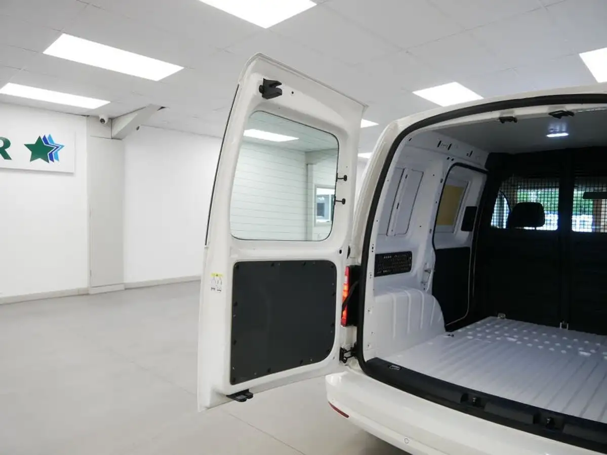 2020-volkswagen-caddy-20tdi-c20-trendline-bmt-big-23