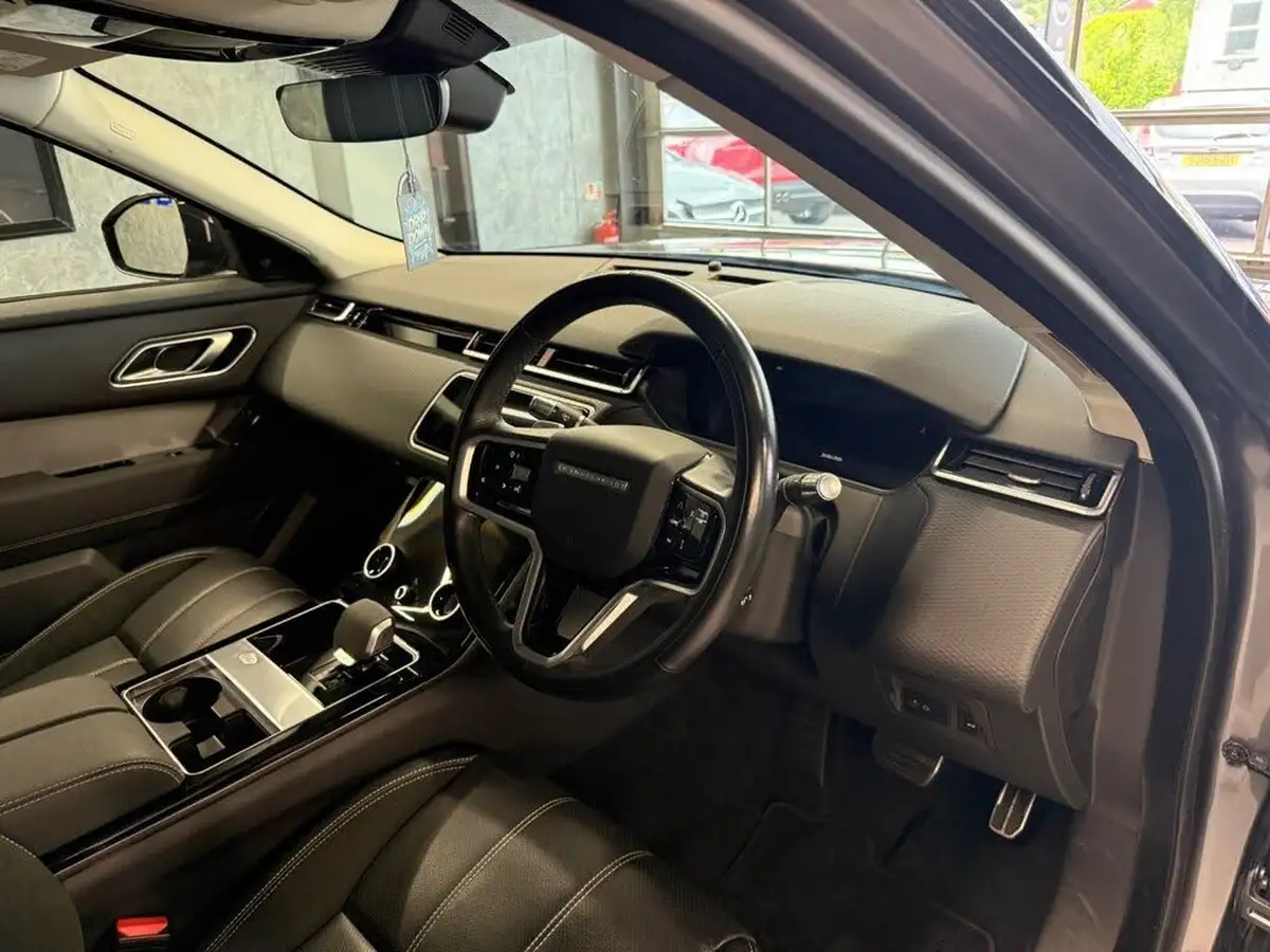 2022-land-rover-range-rover-velar-20-d200-r-dynamic-se-big-19
