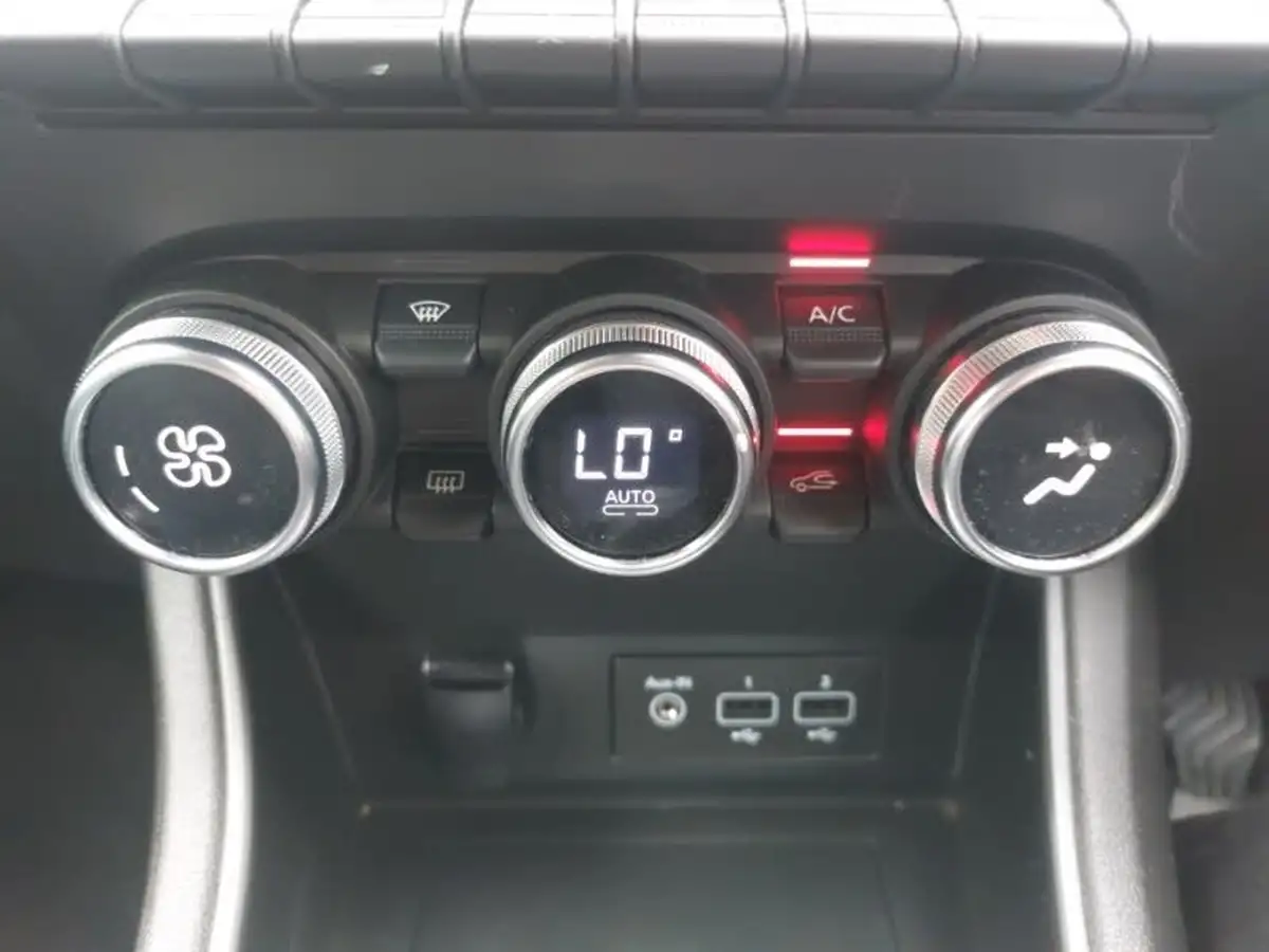 2020-renault-captur-10-tce-iconic-100bhp-big-18