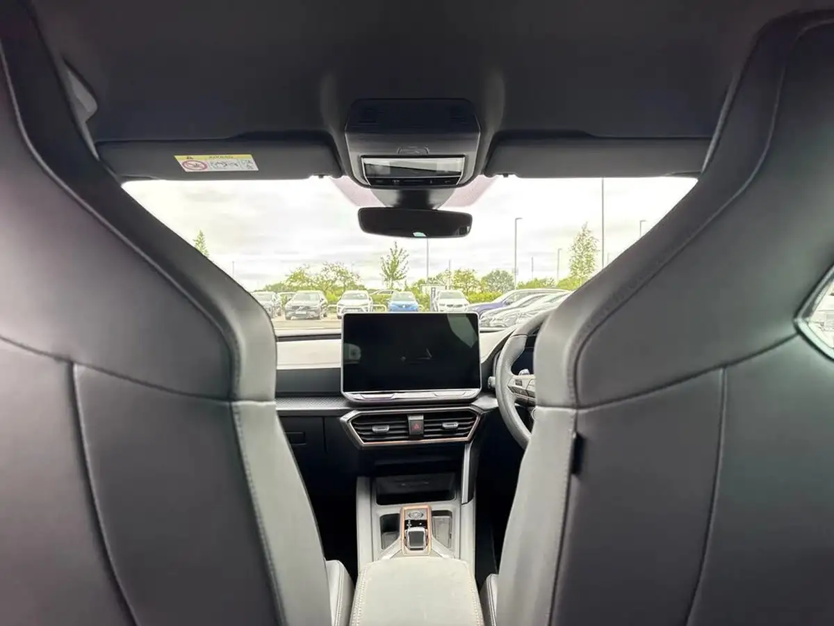 2024-cupra-formentor-15-e-hybrid-v3-big-36