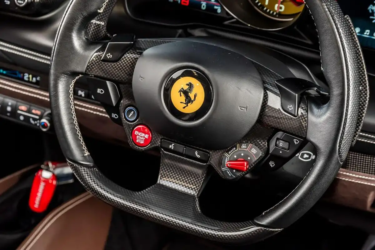 2021-ferrari-f8-spider-big-35