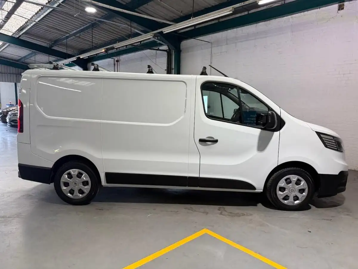 2022-renault-trafic-20dci-sl28-130-business-big-17