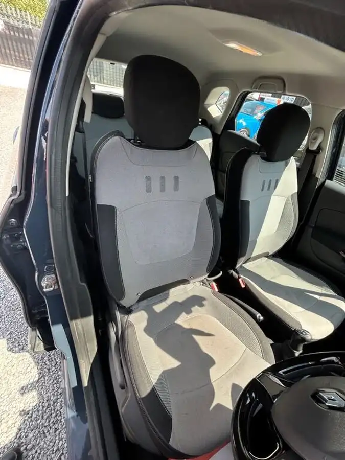 2014-renault-captur-15dci-dynamique-90bhp-ss-big-13