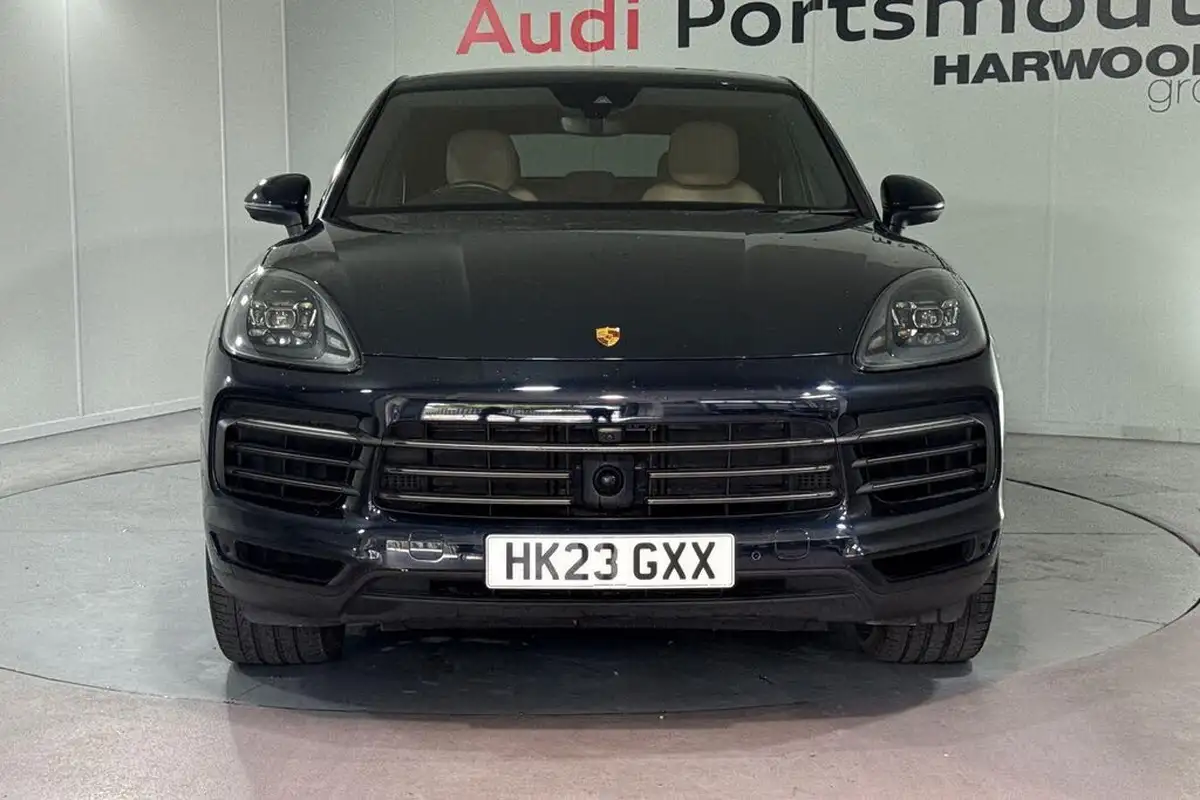2023-porsche-cayenne-30-v6-platinum-edition-coupe-big-11