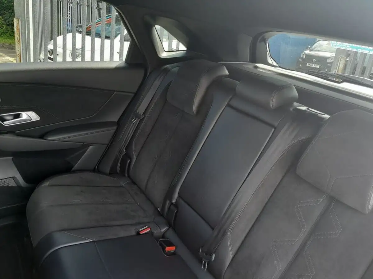 2020-ds-ds-7-crossback-15-bluehdi-performance-line-big-7