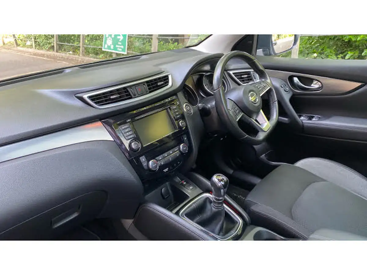 2019-nissan-qashqai-13-dig-t-n-connecta-140ps-big-8
