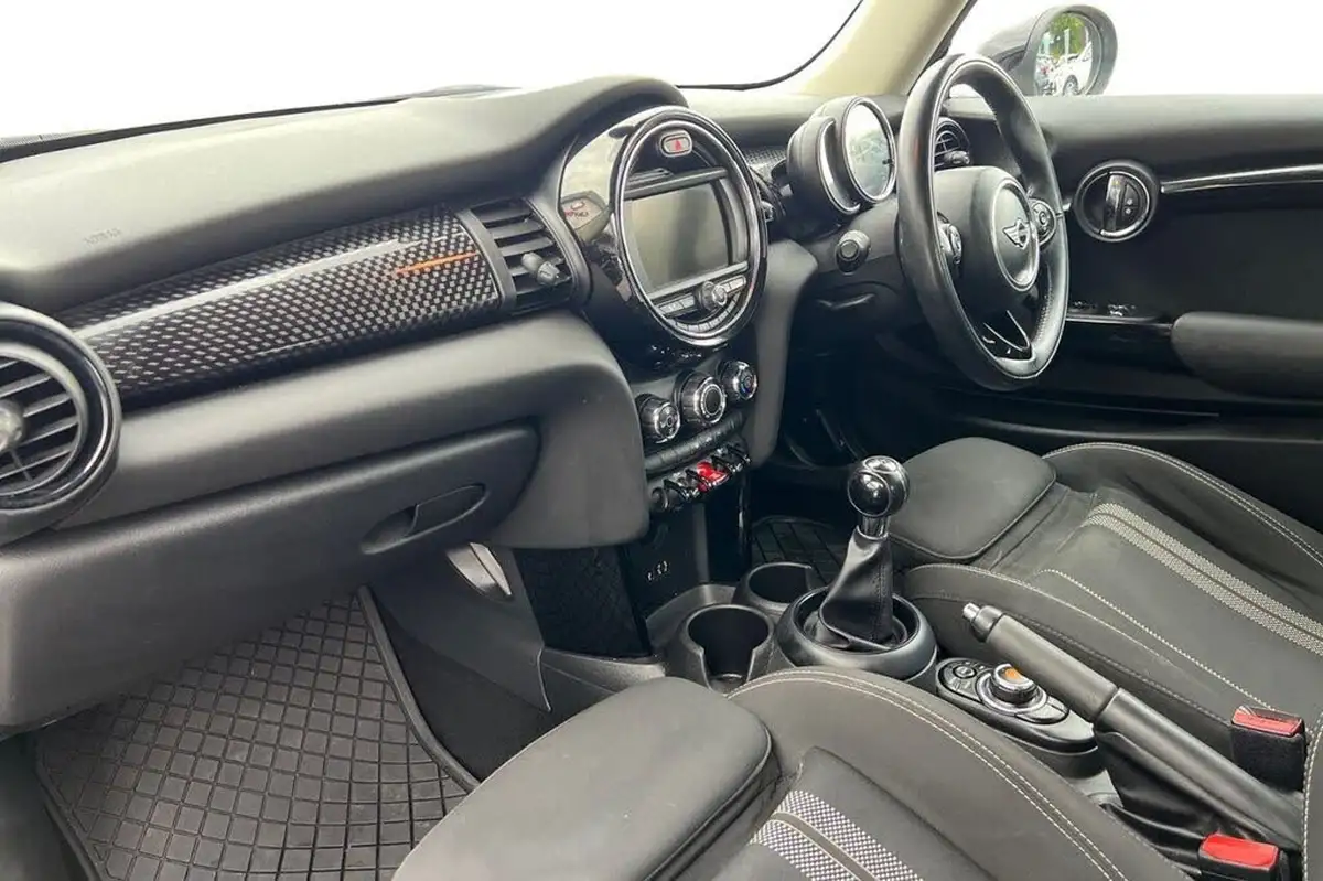 2018-mini-cooper-20-cooper-s-series-ii-ss-hatchback-3d-big-10