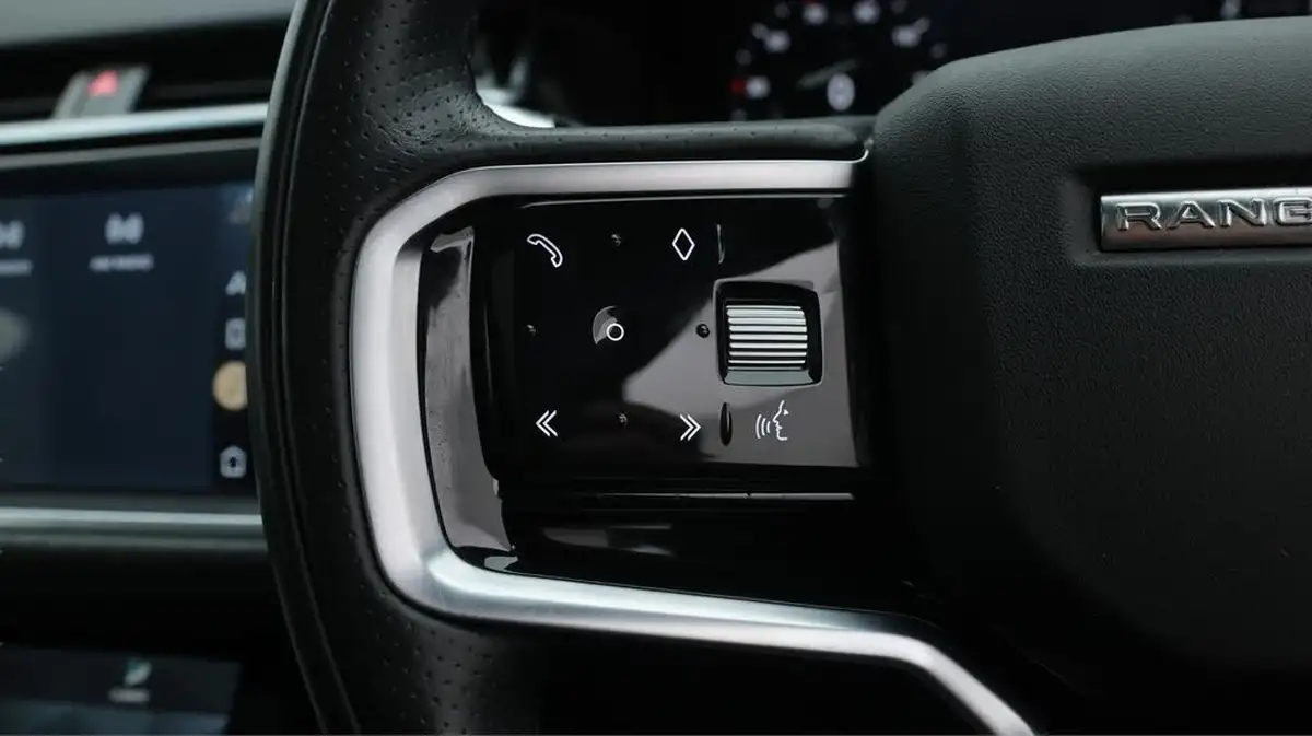 2021-land-rover-range-rover-velar-20-d200-velar-edition-big-26