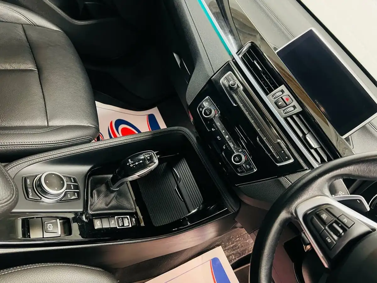 2019-bmw-x1-20-xdrive20i-xline-big-18