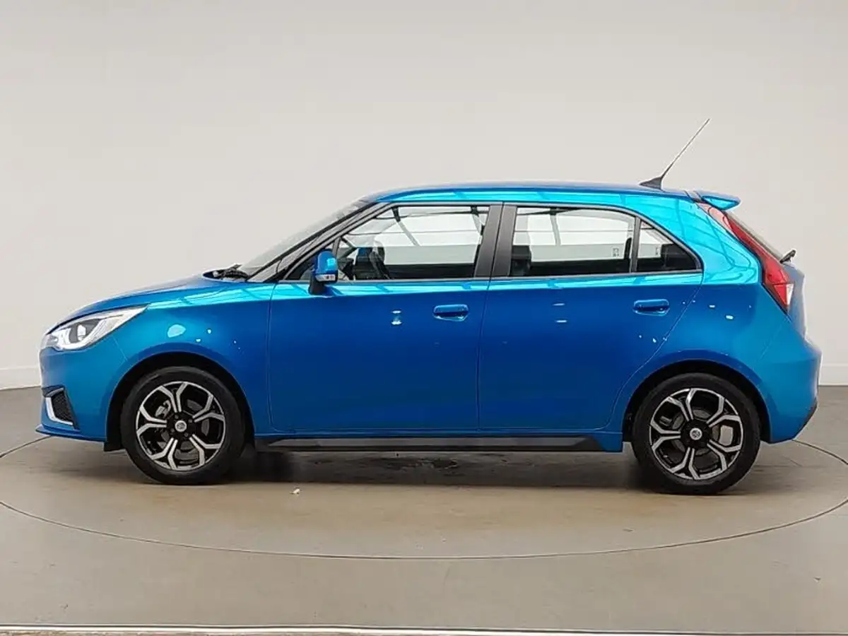 2024-mg-mg3-15-vti-tech-exclusive-nav-big-3