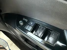 2019-toyota-prius-small-54