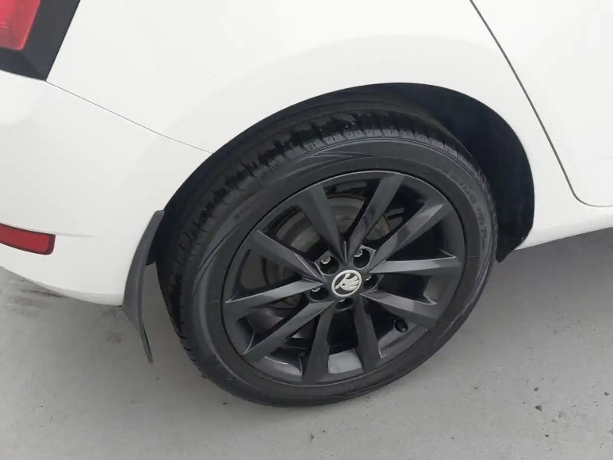 2020-skoda-fabia-10-mpi-colour-edition-60ps-big-12