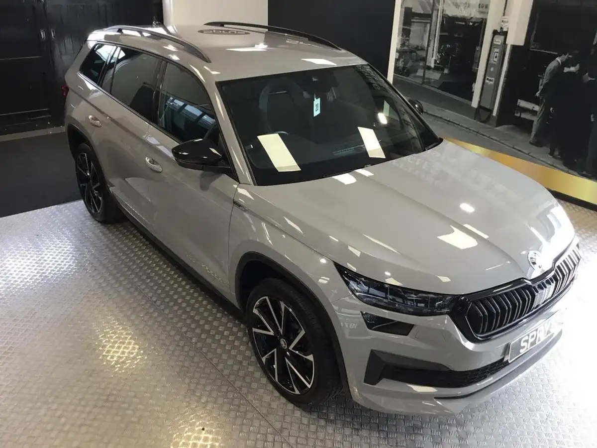 2021-skoda-kodiaq-20-tsi-sportline-big-50