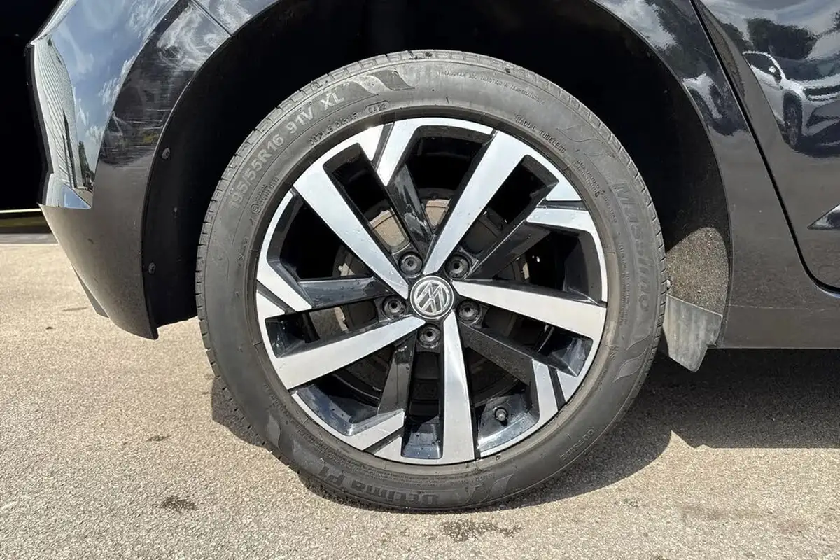 2019-volkswagen-polo-16tdi-beats-big-9