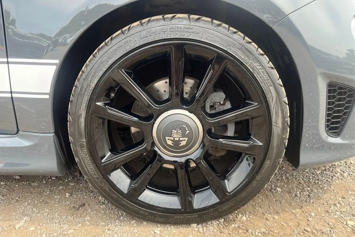 2019-abarth-595-14-tjet-turismo-big-4