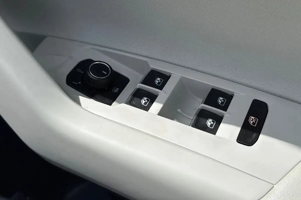 2019-volkswagen-polo-16tdi-beats-big-37