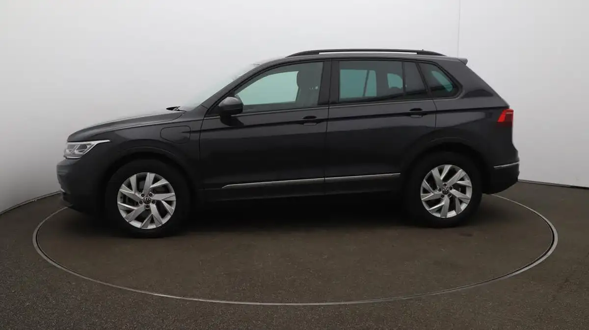 2022-volkswagen-tiguan-14-tsi-life-big-65