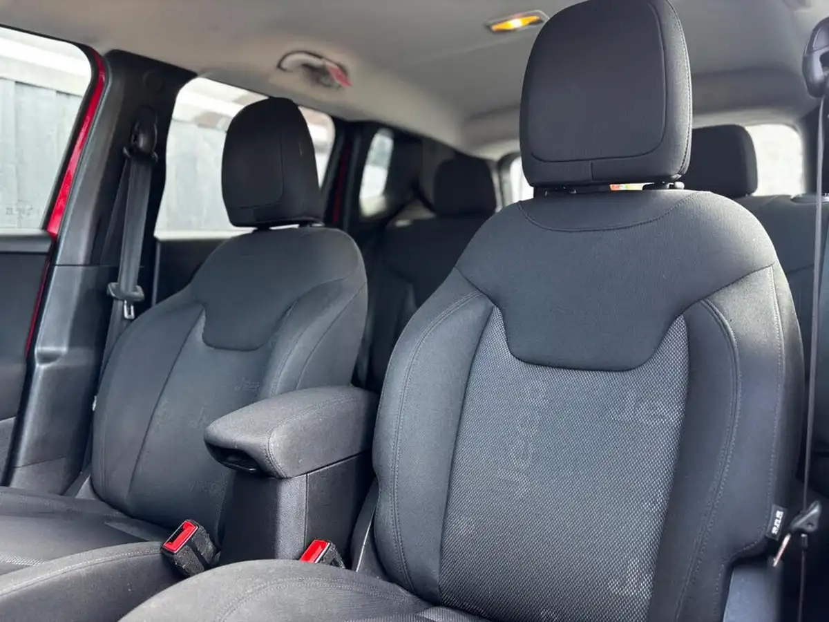 2015-jeep-renegade-16-e-torq-sport-big-12