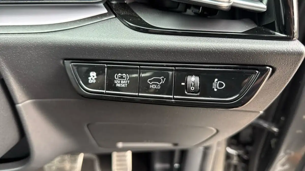 2024-kia-niro-16-gdi-4-127bhp-hev-132kwh-big-21