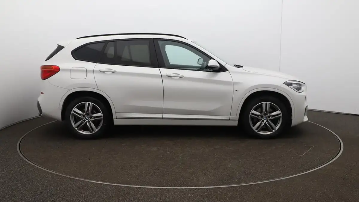2019-bmw-x1-20-sdrive20i-m-sport-big-49