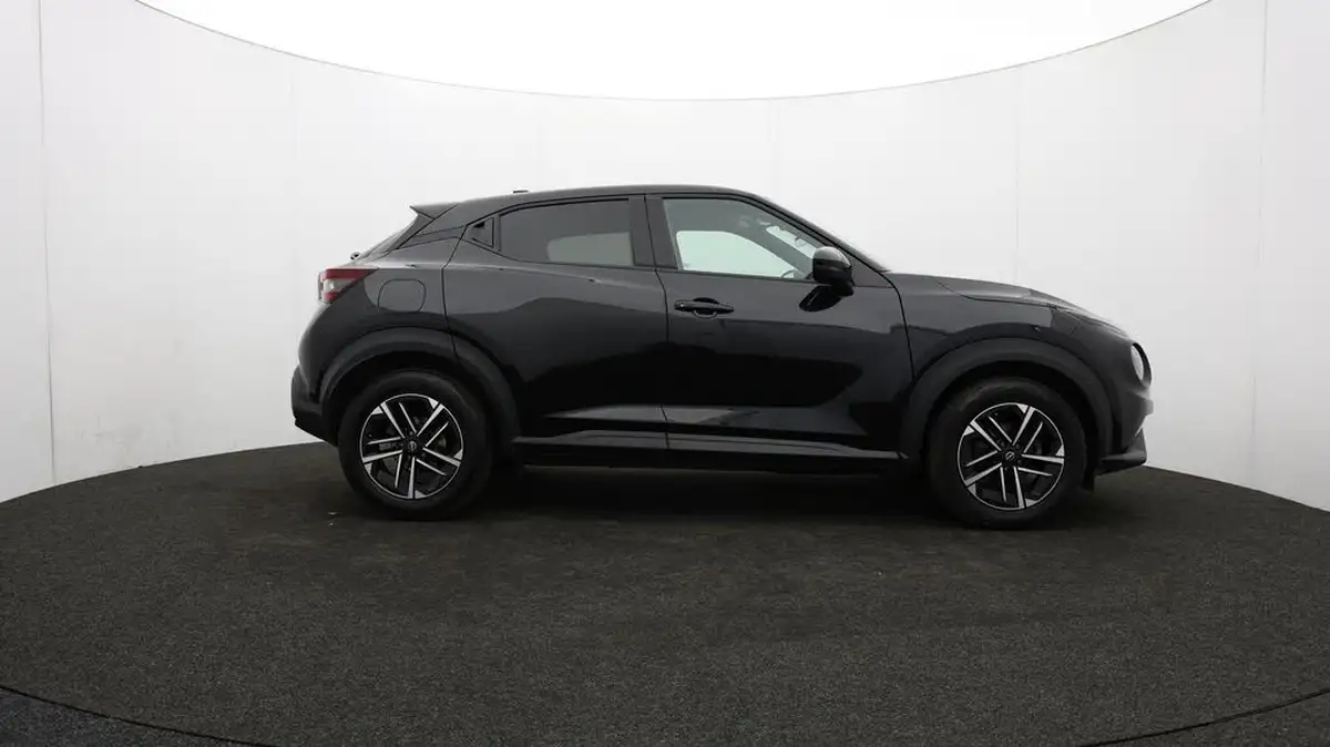 2024-nissan-juke-10-dig-t-n-connecta-big-25
