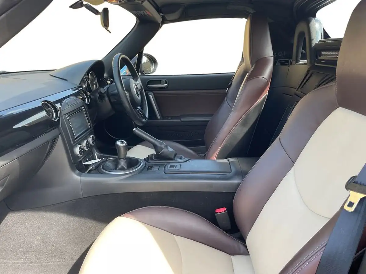 2012-mazda-mx-5-20-venture-edition-big-10