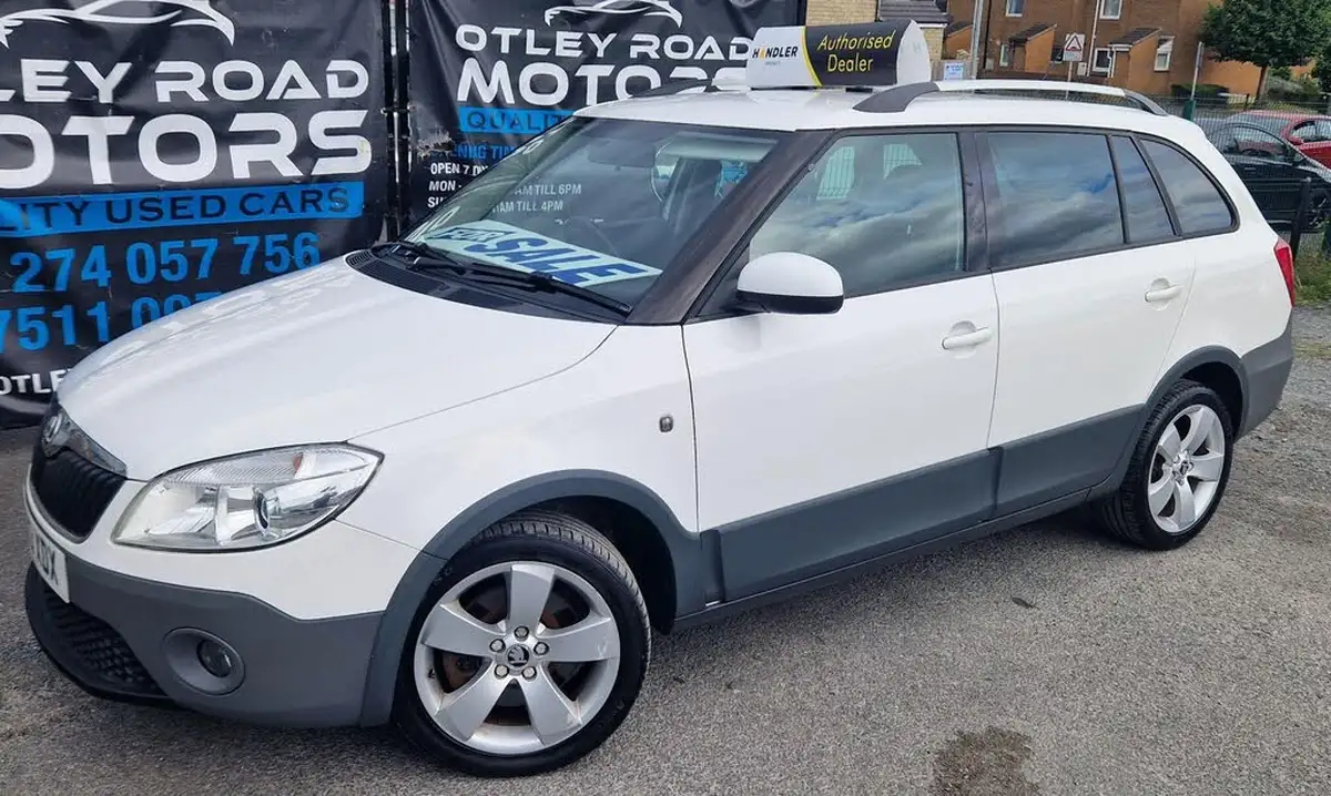 2013-skoda-fabia-16td-scout-big-31