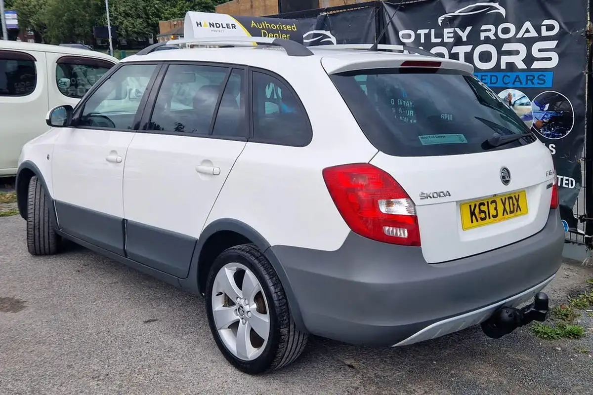 2013-skoda-fabia-16td-scout-big-3