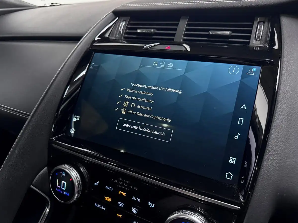 2021-jaguar-e-pace-20-d200-r-dynamic-hse-big-58