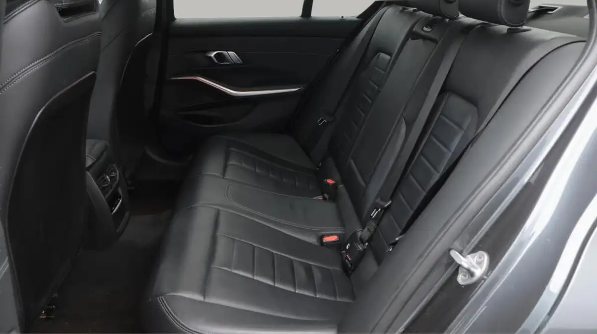 2021-bmw-3-series-20-320i-m-sport-saloon-4d-big-16