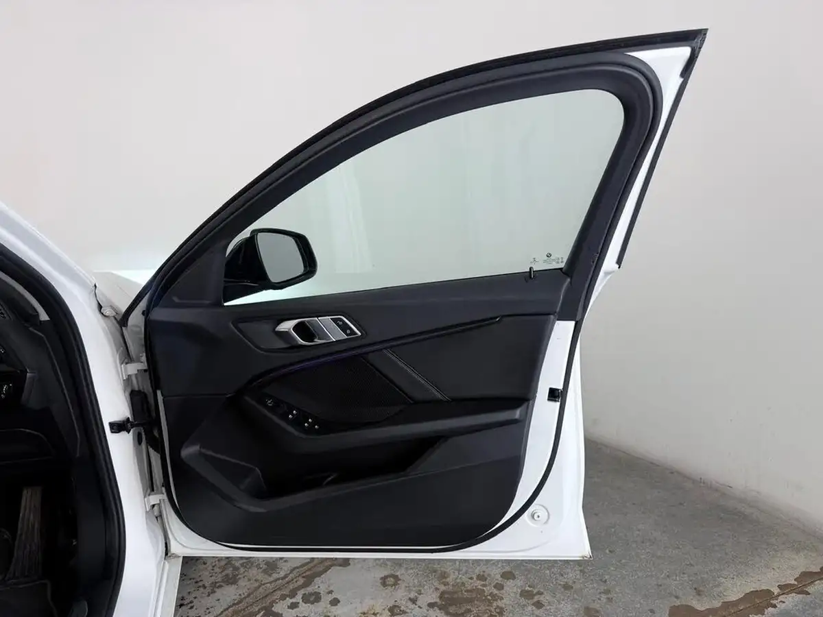 2019-bmw-1-series-15-118i-sport-138bhp-5d-big-31