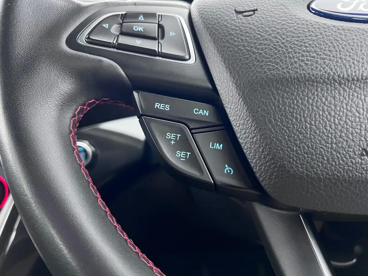 2018-ford-kuga-big-31