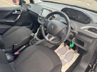 2017-peugeot-208-12-puretech-active-82bhp-5d-small-12