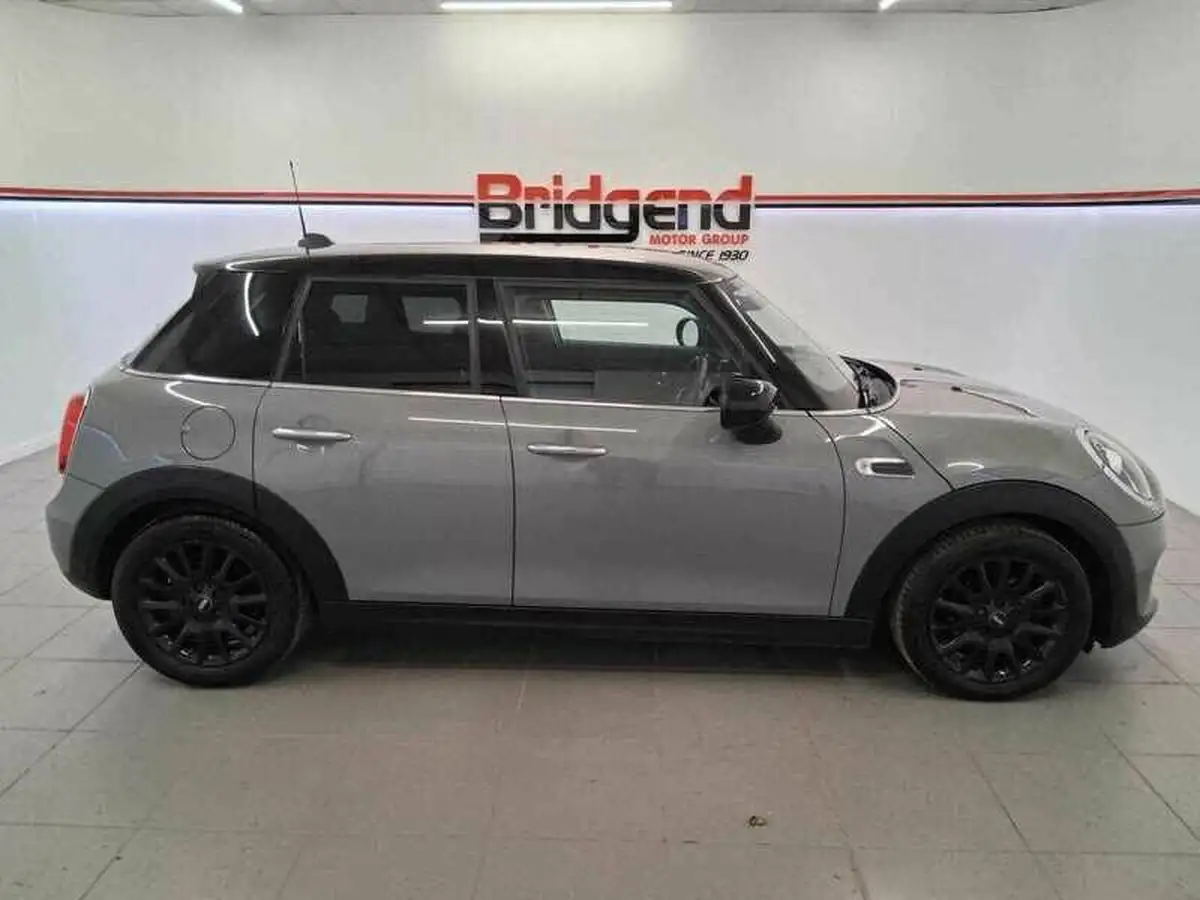 2019-mini-cooper-15-cooper-classic-hatchback-5d-big-1