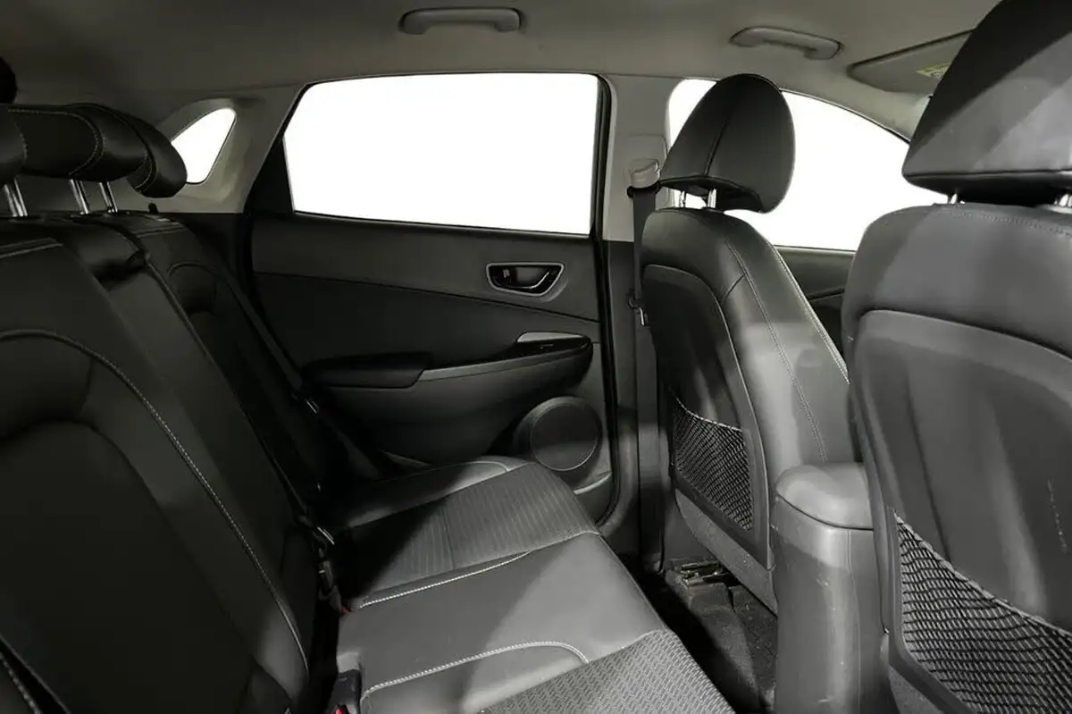 2020-hyundai-kona-16-gdi-premium-se-big-9