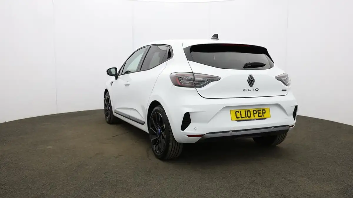 2024-renault-clio-16-esprit-alpine-big-33