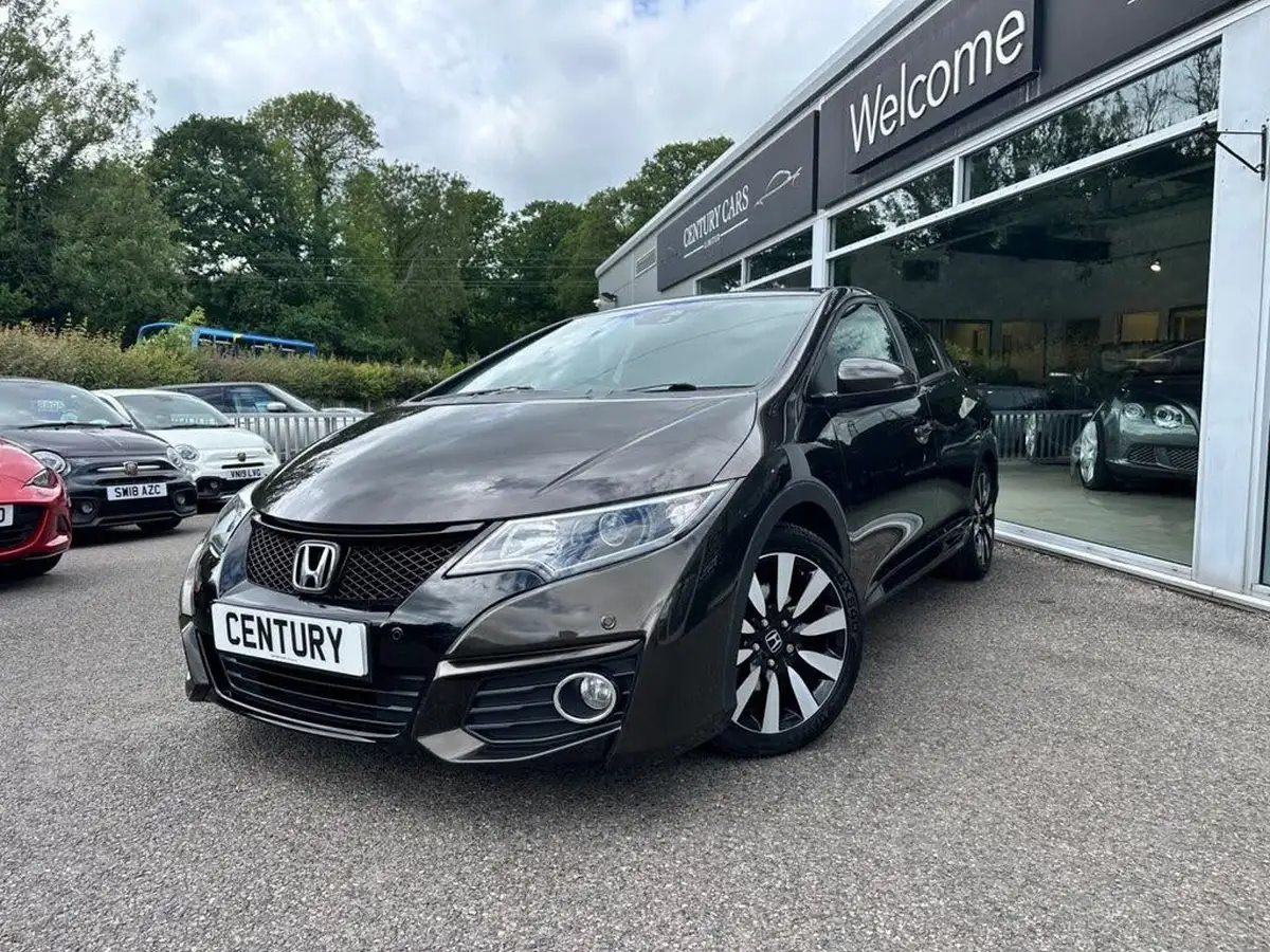 2016-honda-civic-18-i-vtec-se-plus-navi-hatchback-auto-big-24