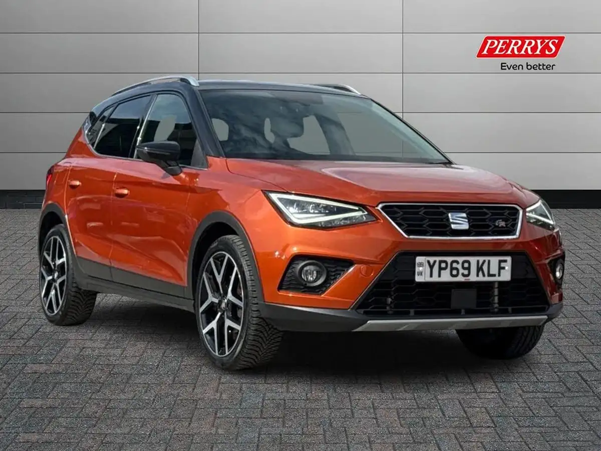 2019-seat-arona-10-tsi-fr-sport-big-0