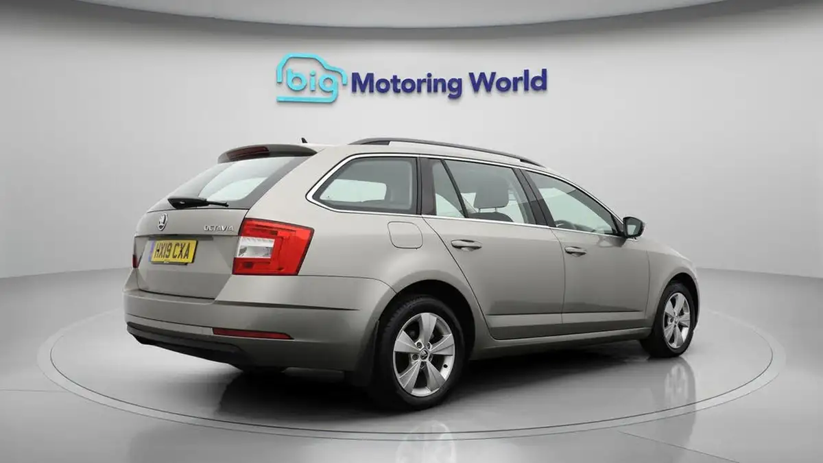 2019-skoda-octavia-10-tsi-se-technology-estate-big-7
