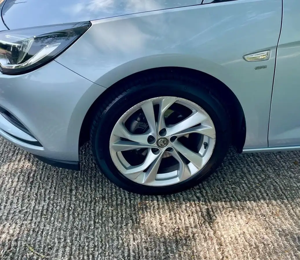 2017-vauxhall-astra-16cdti-sri-110ps-hatchback-big-46