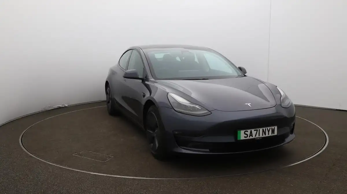 2021-tesla-model-3-e-long-range-awd-big-41