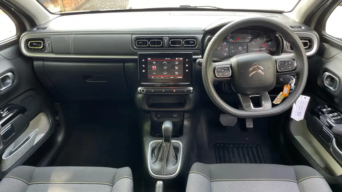 2023-citroen-c3-12-puretech-c-series-edition-110ps-ss-eat6-big-3